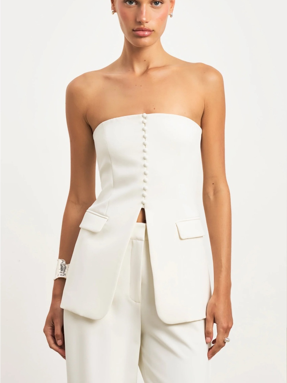 BOA White Strapless